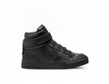 Zapatilla Urbana Niños Negro Monocromático con Correa